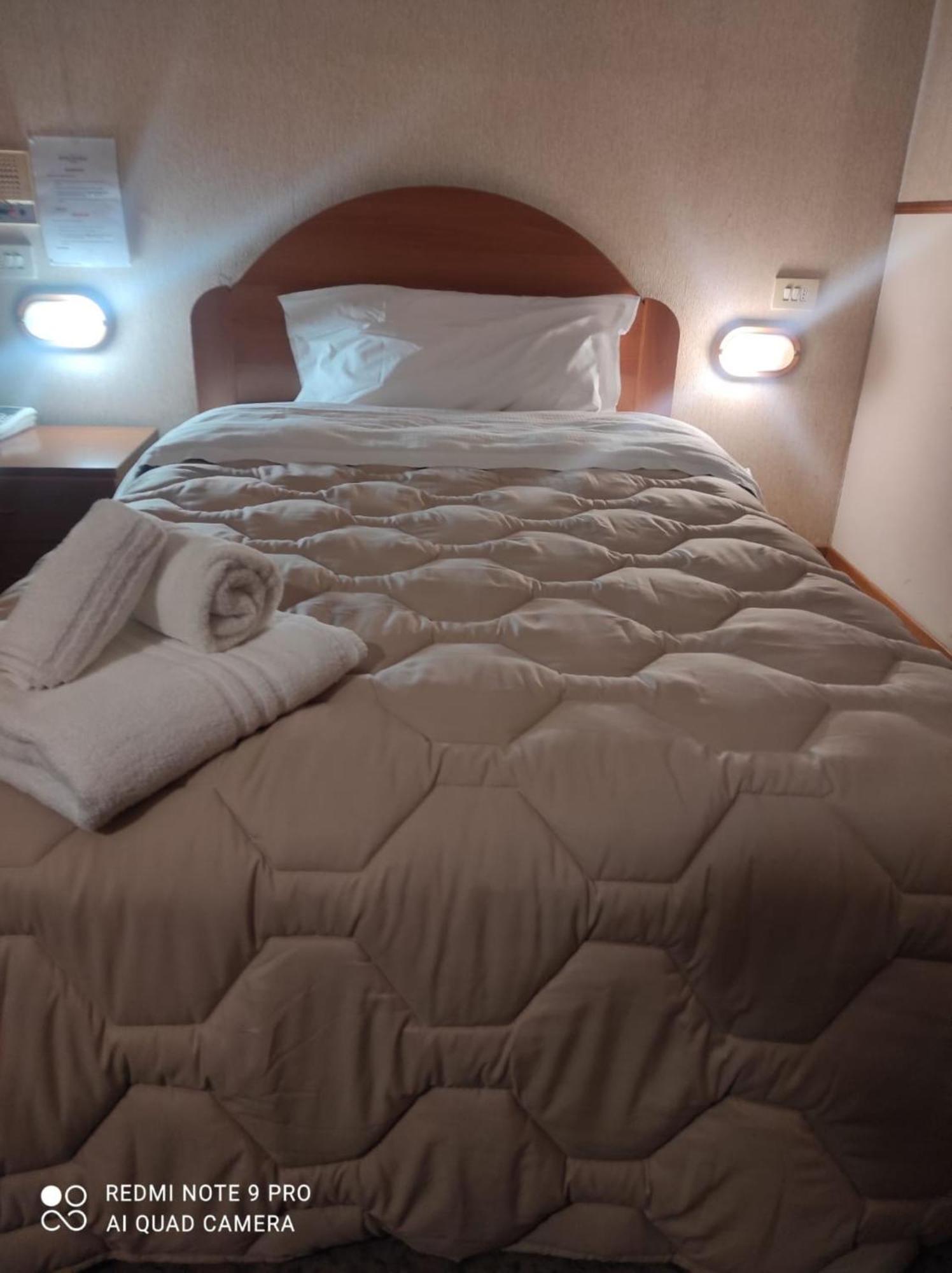 Hotel Centrale Чиуси Номер фото